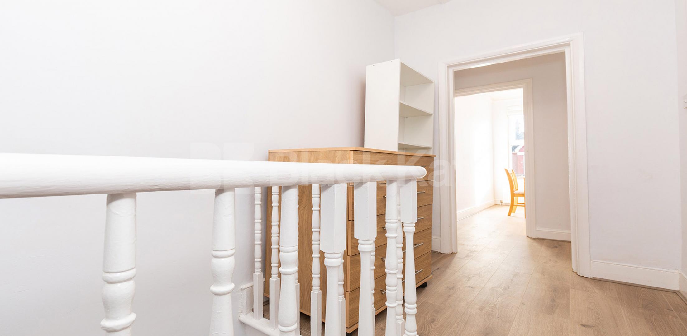 			with large study, 2 Bedroom, 1 bath, 1 reception Flat			 Coleraine road, Wood Green